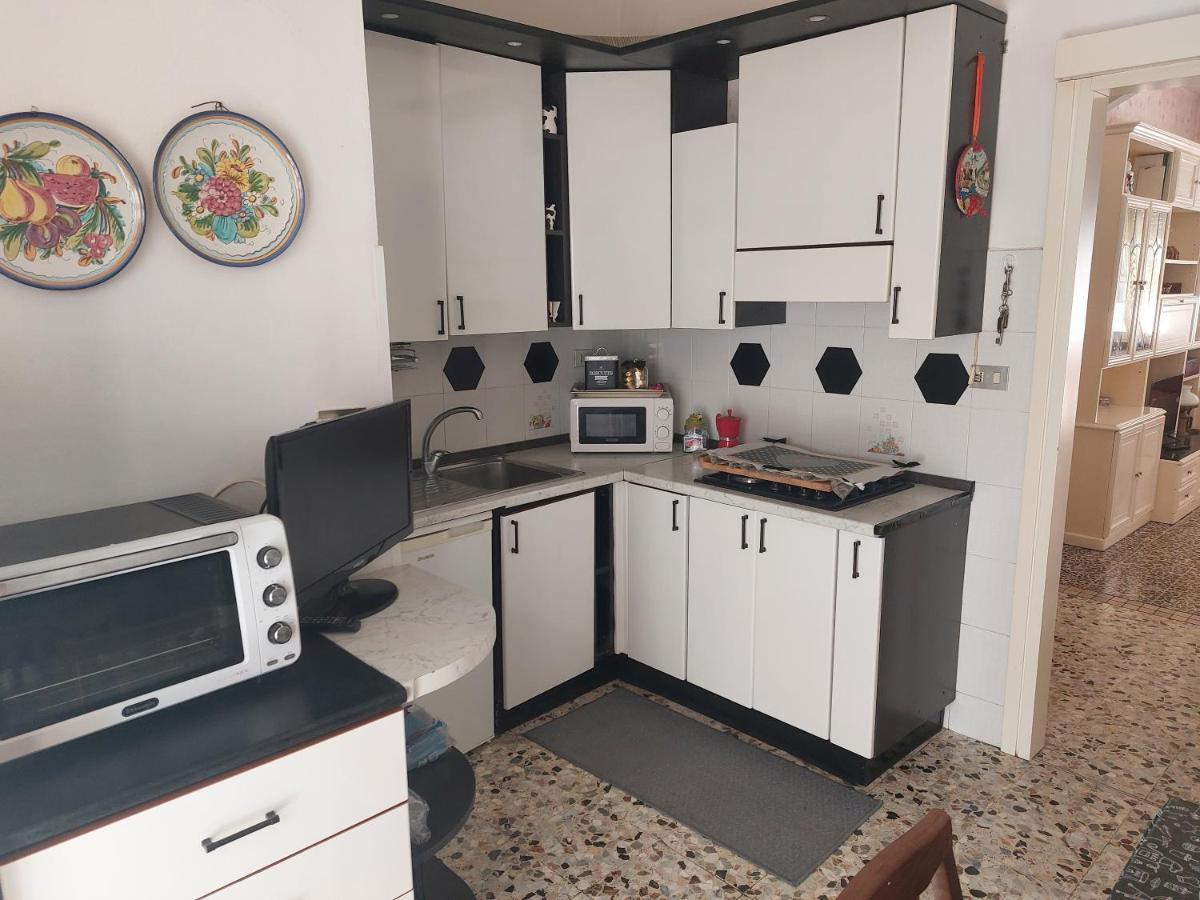 ליבורנו Appartamento La Fortezza מראה חיצוני תמונה